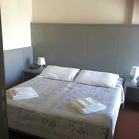 فندق Europa 3*