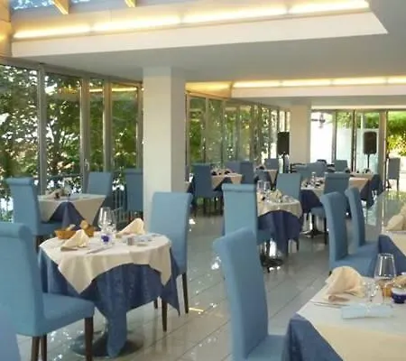 Europa 3*